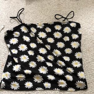 Cropped daisy tank top
